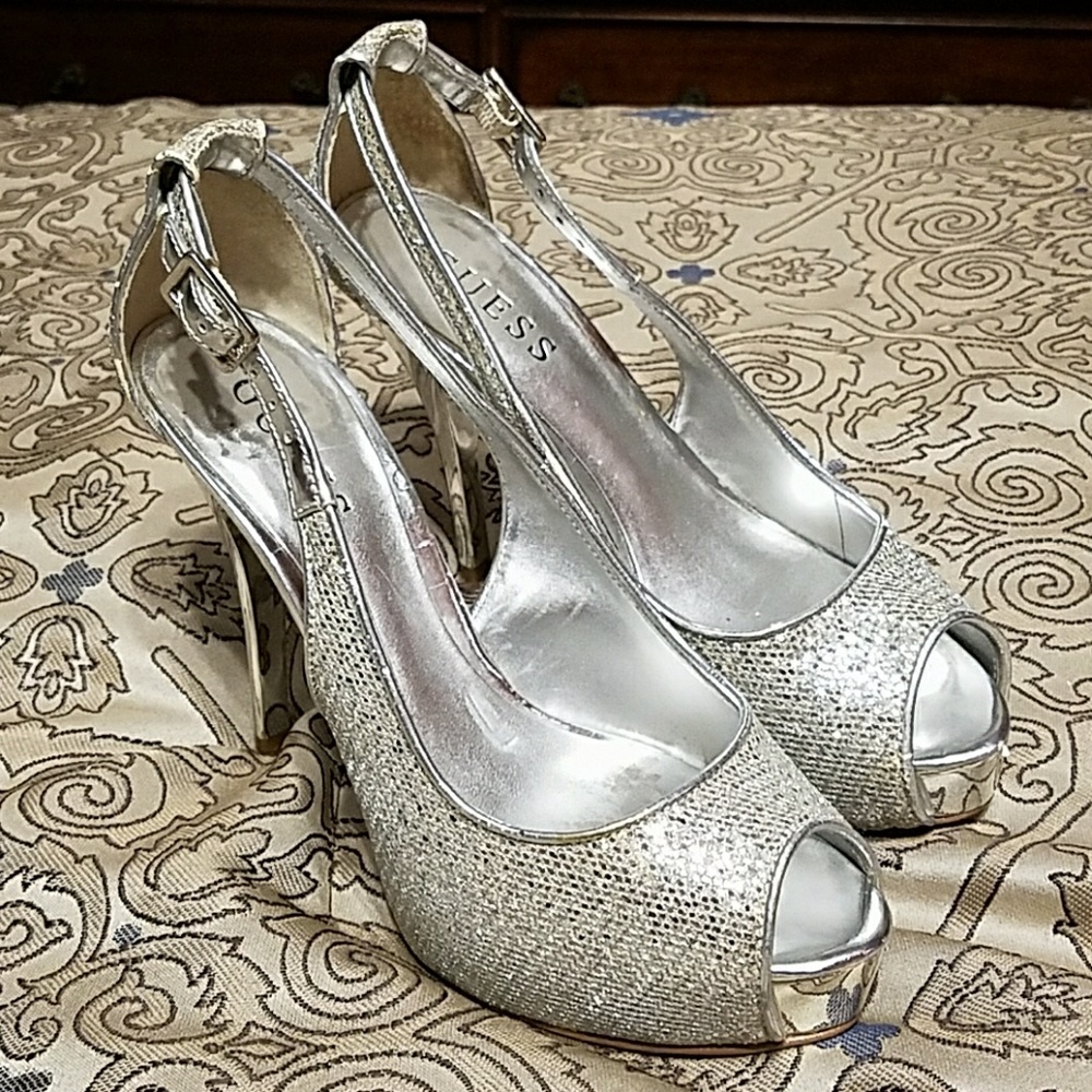 GUESS Glittery Party Platform Pumps